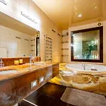 דירה Tokyo Luxury