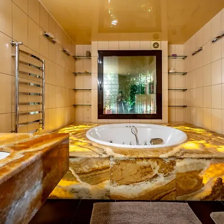 Tokyo Luxury Апартаменти *