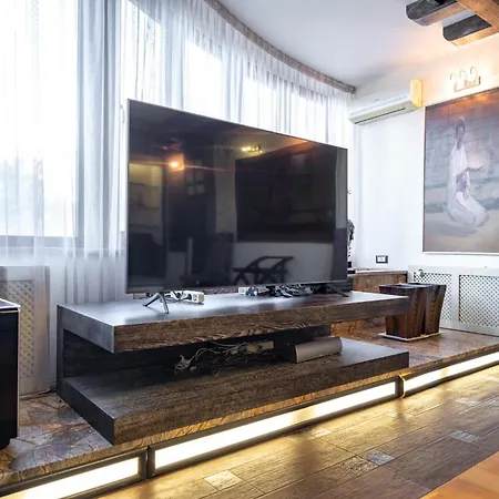 Tokyo Luxury *